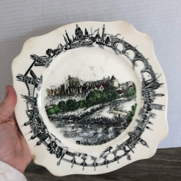 Vtg Windsor Castle Souvenir Plate - Picture 10 of 12